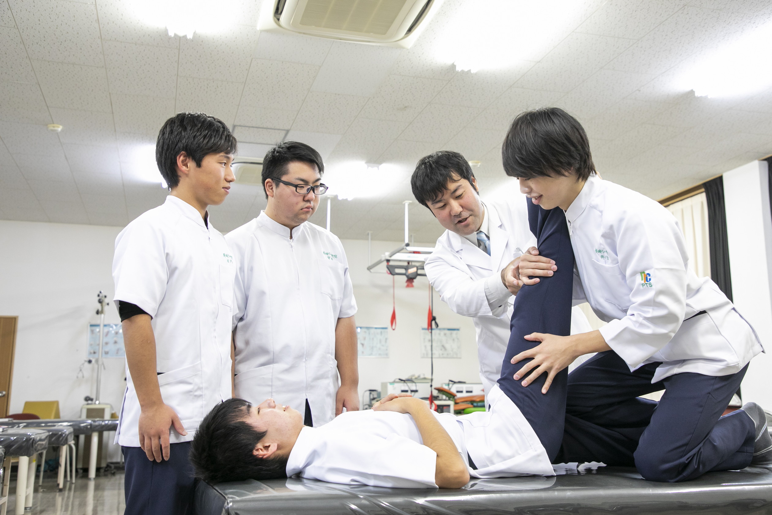 理学療法学科一部｜向陽学園 長崎リハビリテーション学院