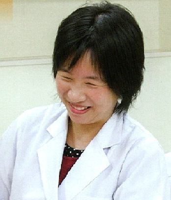 内田智子先生
